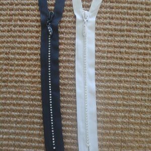 DARK NAVY AND WHITE RHINESTONE ZIPPERS